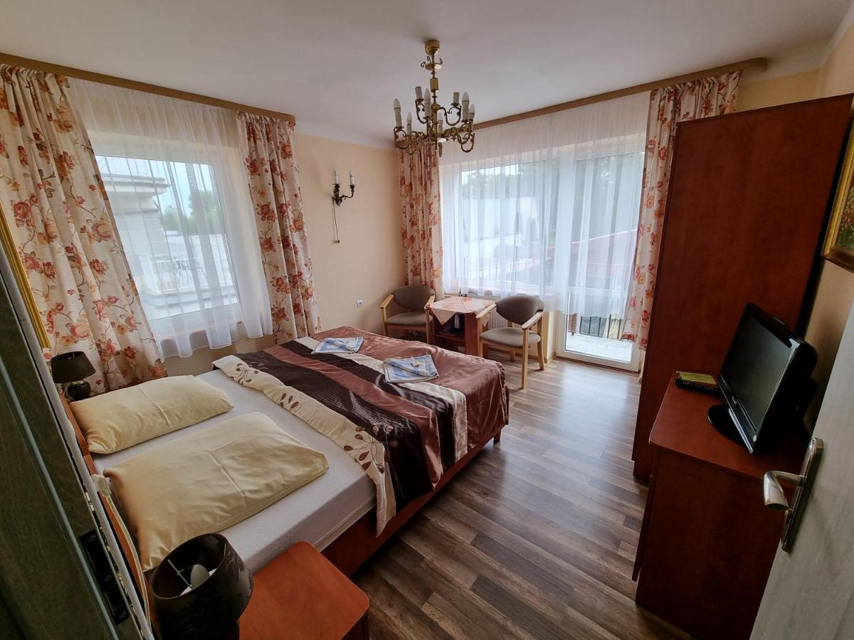 Hotel Gosciniec Pod Polna Roza 2 Miedzyzdroje Exteriér fotografie